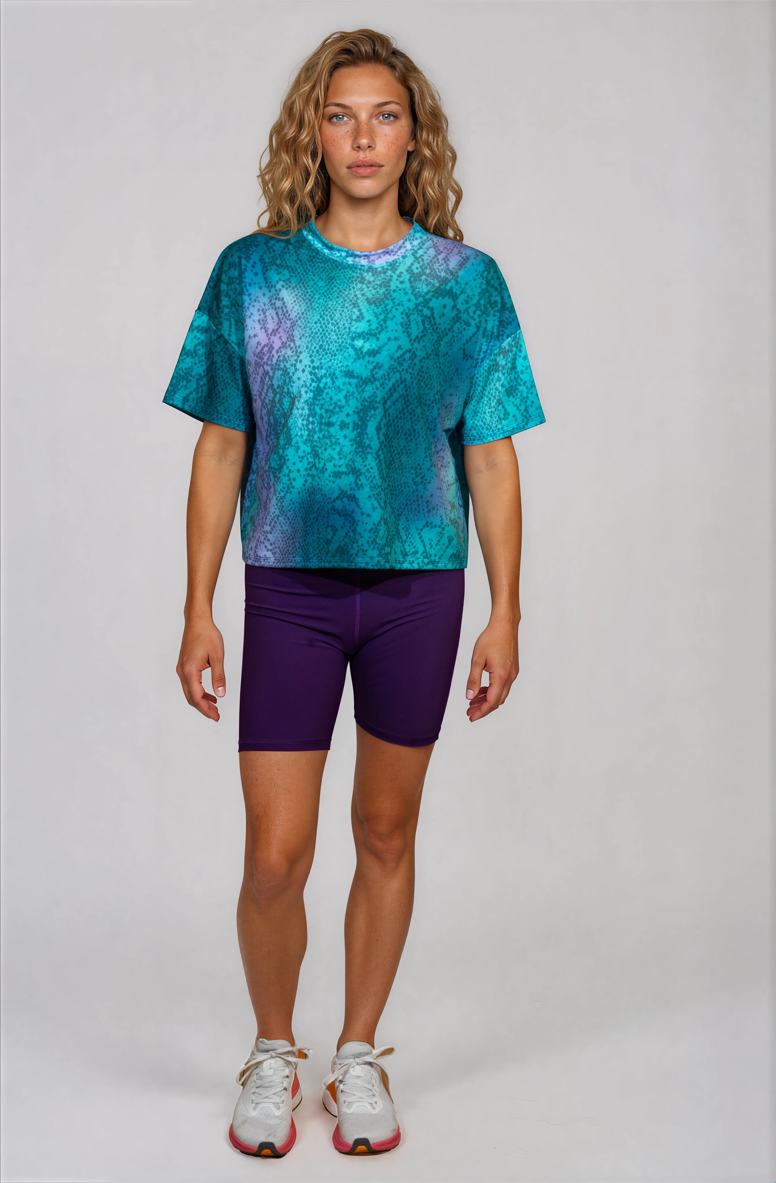 Crop T-shirt Snake